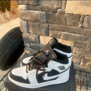 Nike Air Jordan 1 Mid - Black and White Men's Sneakers